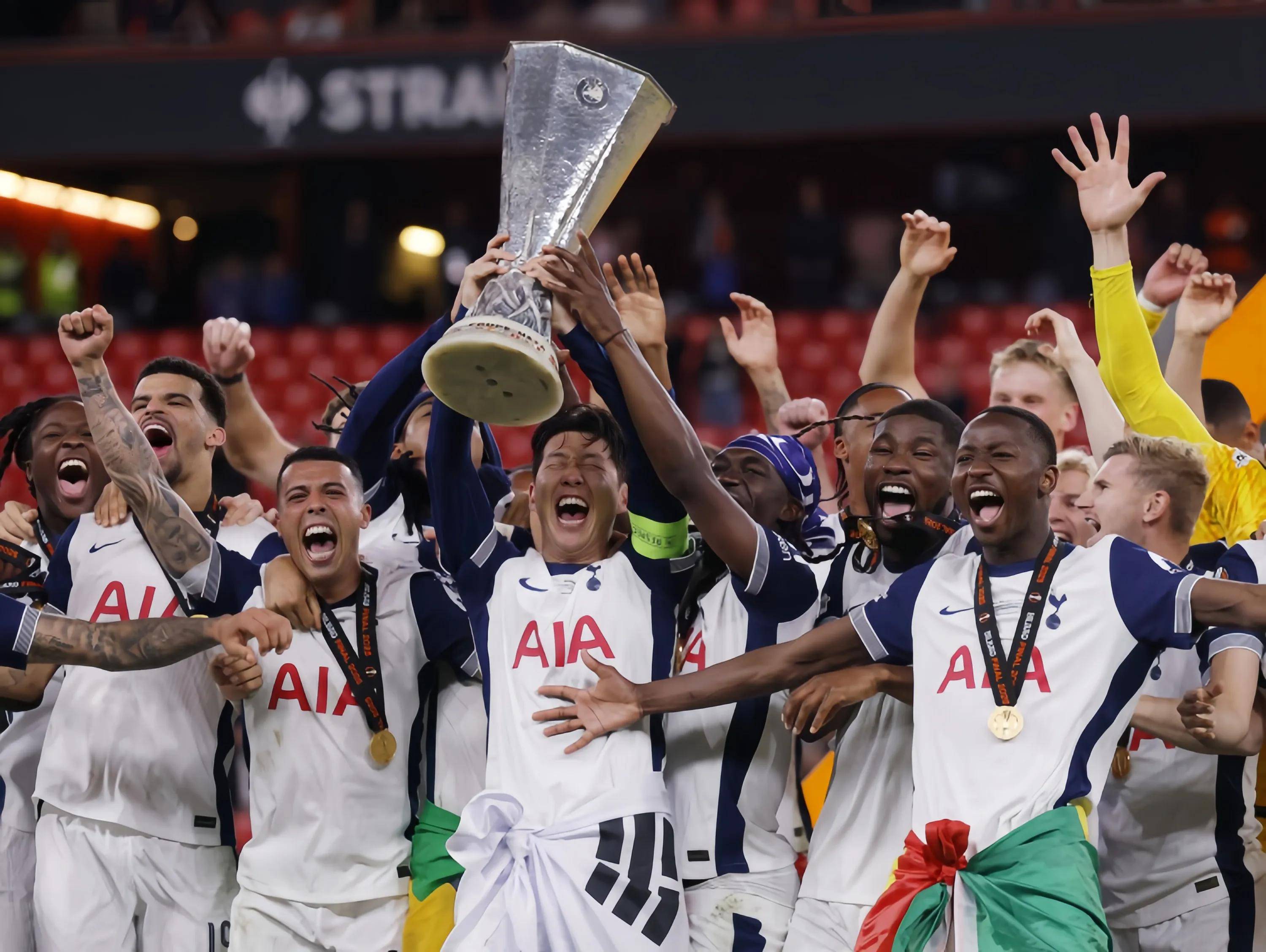 九游体育下载-包含英超清晨走向成谜，勒沃库森内部沟通，目标明确，年轻球员得到机会的词条