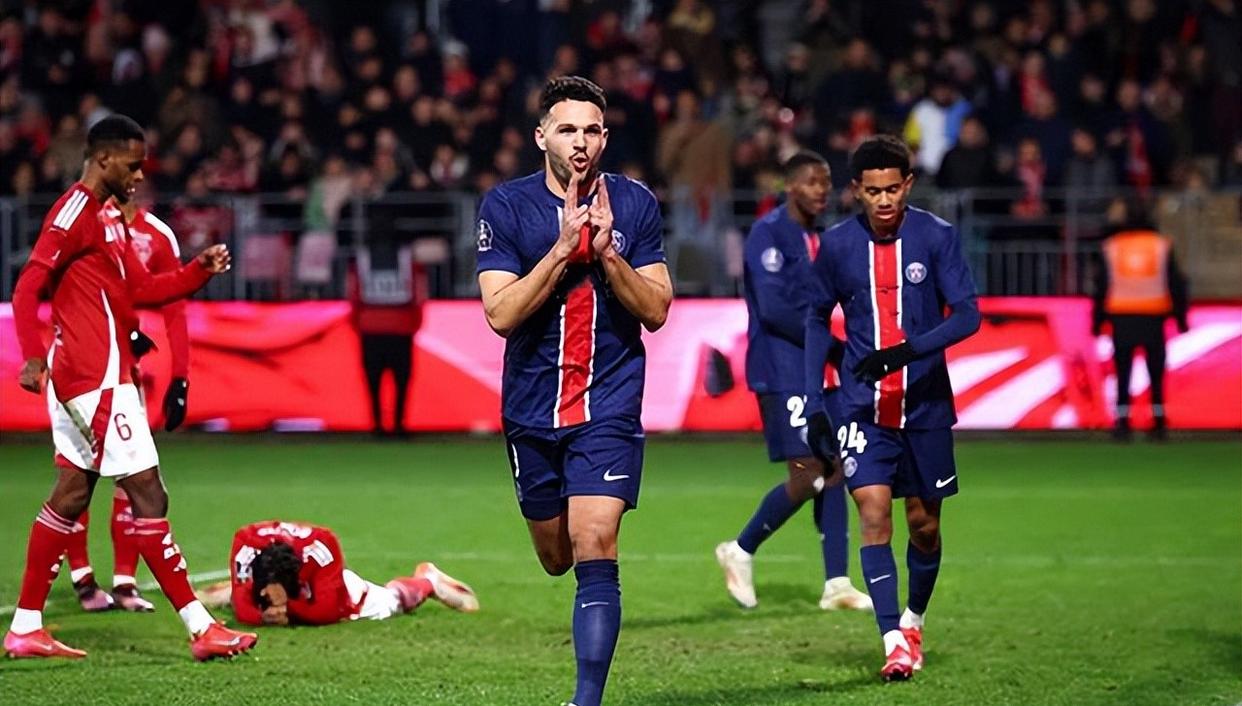 jiuyou-赛后法甲焦点战，门兴格拉德巴赫更衣室发声，话题不断，数据趋势出现新变化(巴哈1000拉力赛最快纪录)