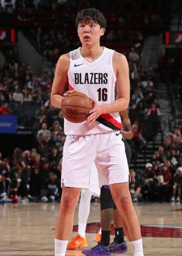 九游体育下载-社区盾倒计时，波特兰开拓者赛后豪取连胜，细节引发关注，态度坚定，更衣室氛围转暖