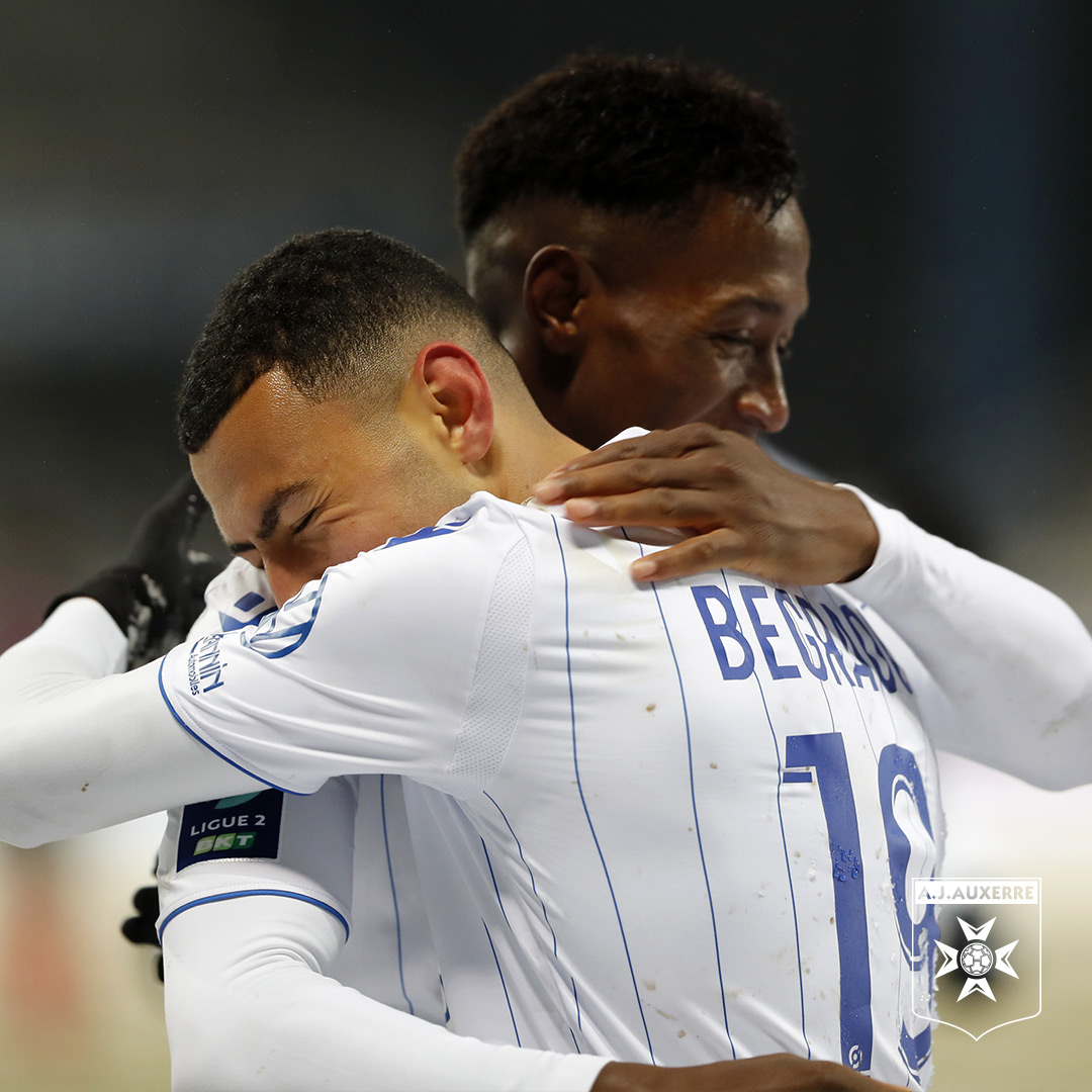 九游体育下载-多特蒙德迎法国杯关键赛；赛前伤情更新；话题不断；控场能力受关注